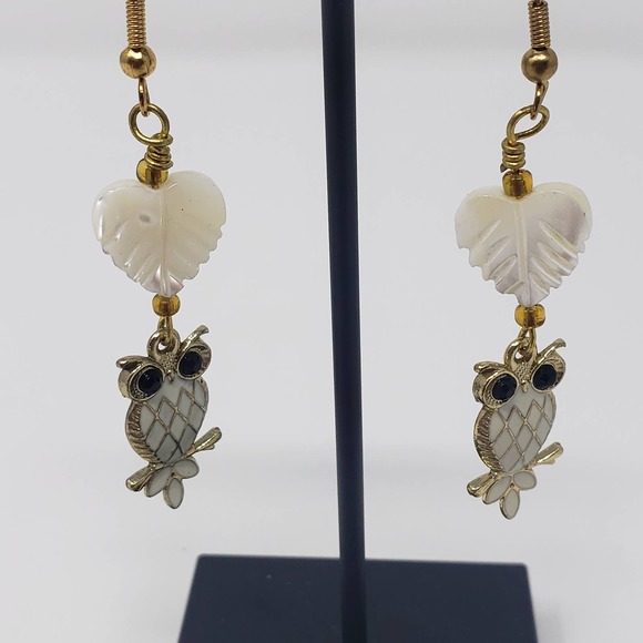 Enamel Owl Mother of Pearl Heart Dangle Earrings - Picture 2 of 4